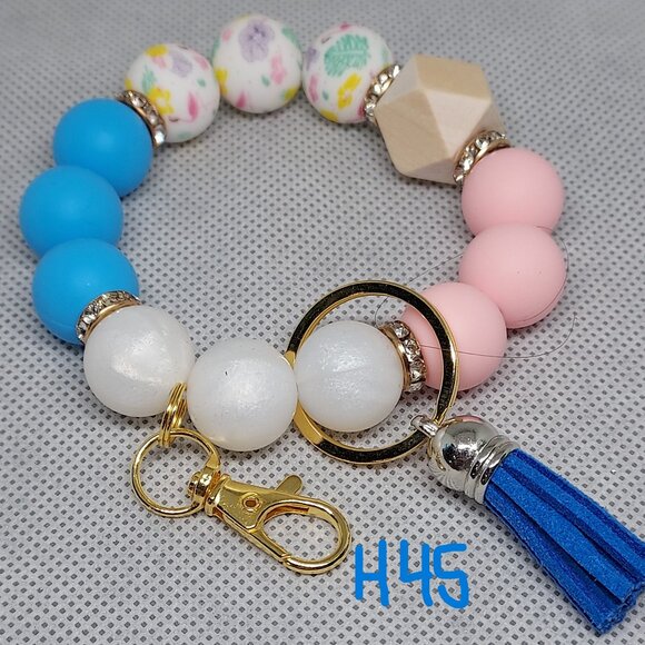 Set of 3 Silicone Keychains with Tassels - Picture 2 of 3